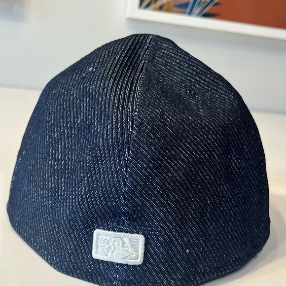 Yankees - New Era Navy Blue 59FIFTY Cap - Picture 4 of 5